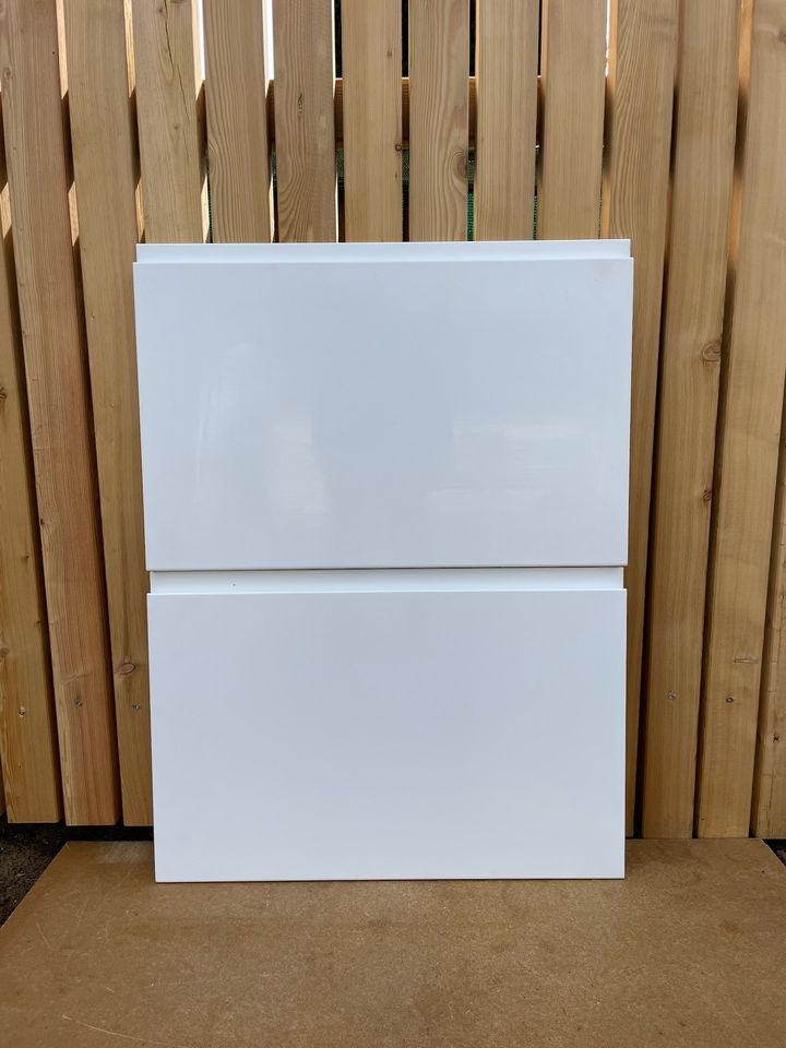 2 x 2 IKEA VOXTORP Tür, matt weiß, 60x80 cm (2x 60x40cm) in Bad Saarow