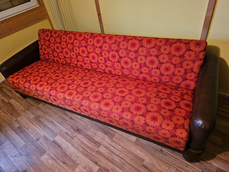 Altes Sofa zu verschenken in Chemnitz
