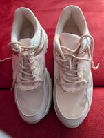Sneaker in rosa Hessen - Homberg (Efze) Vorschau