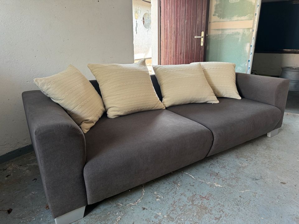 Couch/ Sofa in Berlin