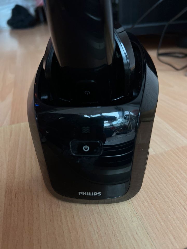 Philips Sensor Touch Naß und Trocken Rasierer in Bremen