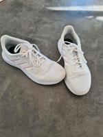 Adidas, weiße Turnschuhe, Größe 40 (US 8) Baden-Württemberg - Hechingen Vorschau
