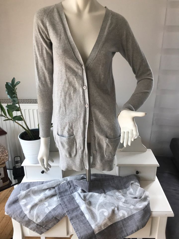 ZARA Strickjacke grau Gr.M ZARA in Fuchstal