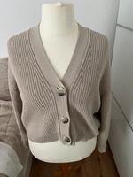 H&M Strickjacke Beige M Niedersachsen - Burgdorf Vorschau