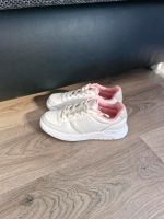 Vty Sneaker Sportschuhe Mädchen Größe 36 NEU Nordrhein-Westfalen - Lengerich Vorschau