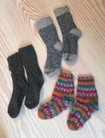 3 Paar Socken Stricksocken grau & bunt - NEU Hessen - Biedenkopf Vorschau