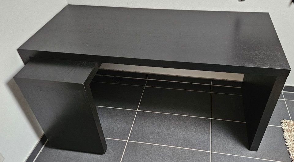 MALM Schreibtisch mit Ausziehplatte, schwarzbraun, 151x65 cm in Kerzenheim