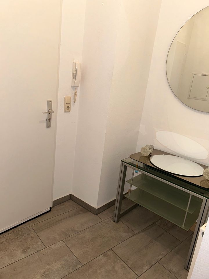 4 Zimmer Wohnung in geisenheim auch als WG in Wiesbaden