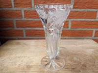 Vase aus Glas mit Ornamenten & Schliff Niedersachsen - Delmenhorst Vorschau