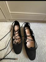 Zara flache Schuhe 39 neu zum binden NP 39,95€ Köln - Mülheim Vorschau