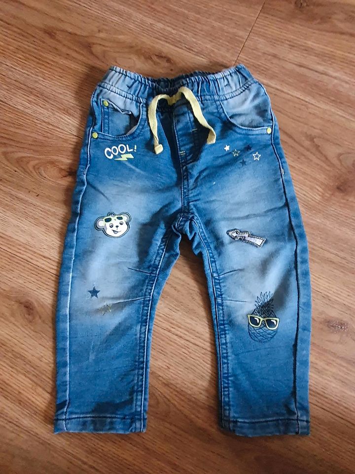 Jeans/Hosen/Sommer/¾-Länge in Oerlinghausen