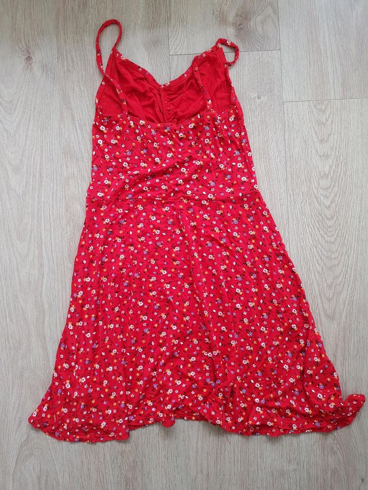 Boohoo Kleid Gr. 36 in Bielefeld