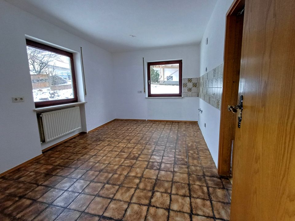 Befristete große 3,5-Zimmer-Wohnung mit Garten & Garage in WiPo in Wildpoldsried