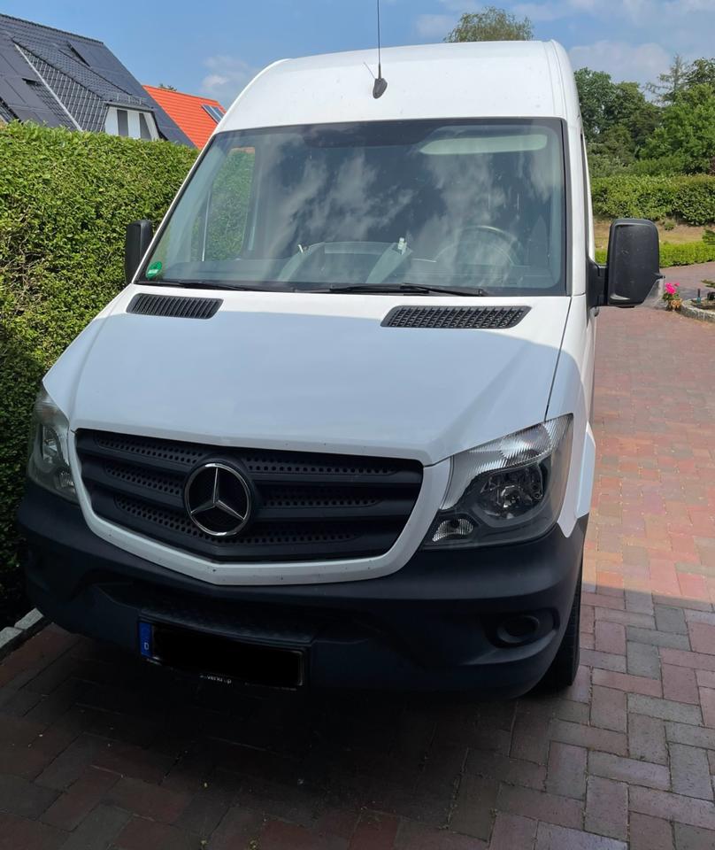 MB Sprinter 211CDI L2H2 AHK Top Zust. 2. Hand 59 TKM TÜV NEU in Neumünster