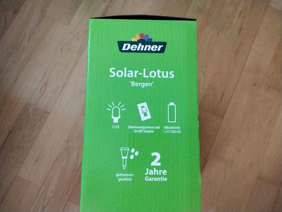 Solarlampe "Lotus" von Dehner neu! in Mamming