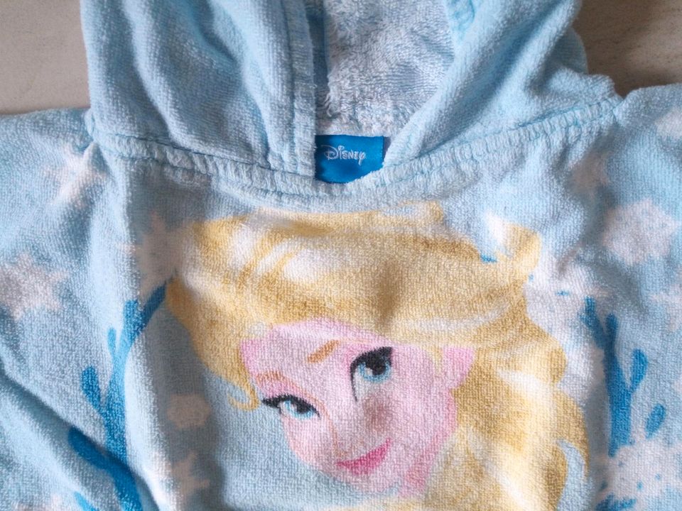 Disney Frozen Poncho Badetuch mit Kapuze 2-4 Jahre in Waldaschaff