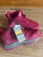 Jack Wolfskin Trekkingboots HikerWanderschuheGr.35 NEU wasserfest Kr. München - Gräfelfing Vorschau