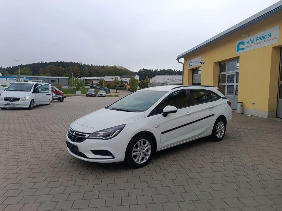 Opel Astra K Sports Tourer Edition*1 Hand*Navi*PDC in Büchenbach