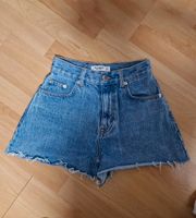 Pull & Bear Größe 34 kurze Jeans Baden-Württemberg - Neuhausen Vorschau