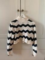 MIX Pullover T-Shirts Tops zara mango etc. München - Au-Haidhausen Vorschau