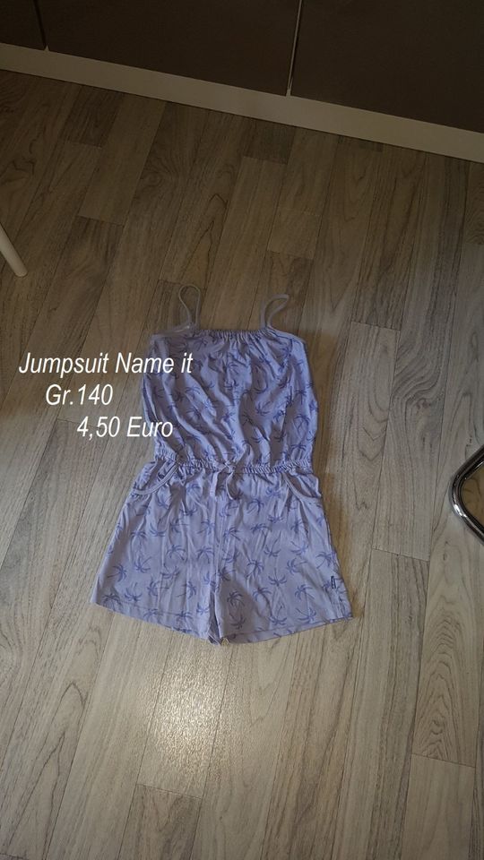 Kleider,Shorts,Jogger,Jeans....Gr.134/140 H&M,C&A... in Düren