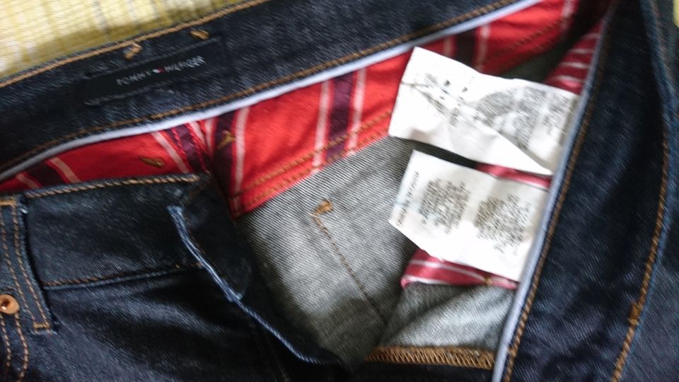 Damen Jeans von Tommy Hilfiger,Gr.30/34 , neuwertig. in Hückelhoven