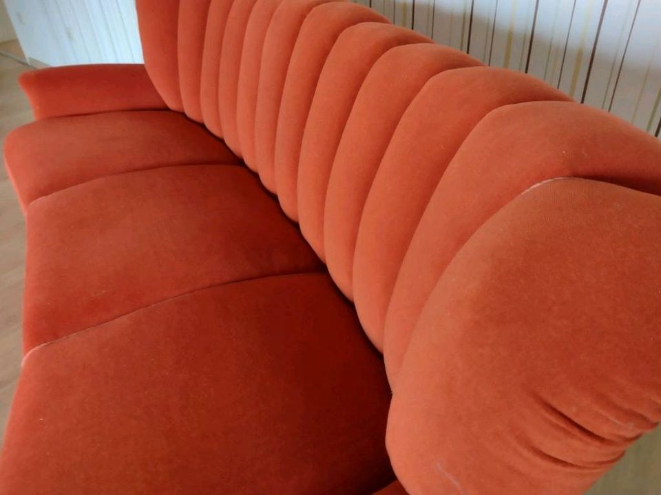 Sofa und Sessel neu gepolstert in Oberaula