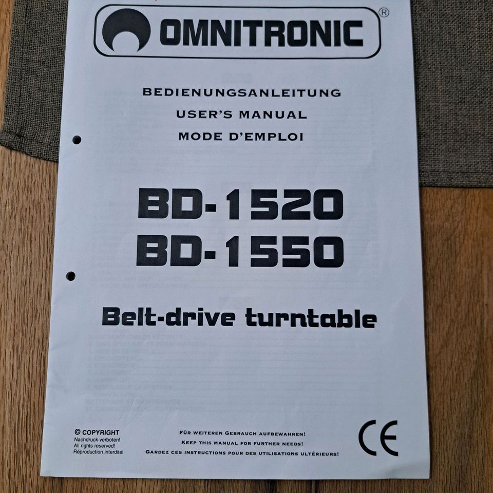 Omnitronic, riemenbetriebener Plattenspieler in Preußisch Oldendorf