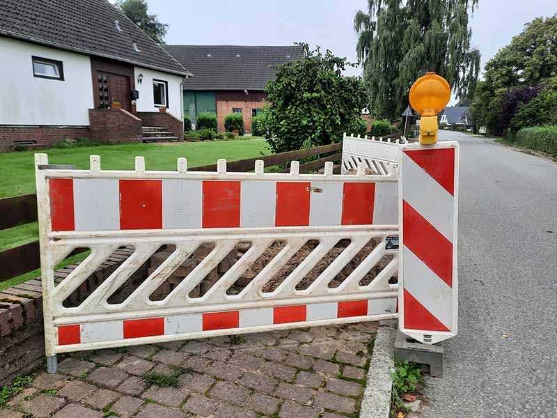 Mieten: Baustellenabsperrung Schrankenzaun Absperrbaken Kronberg in Kronberg im Taunus