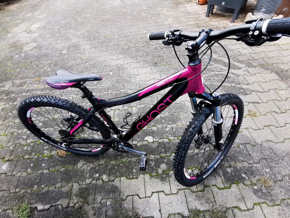 Fahrrad Ghost Miss 5000 Mountainbike in Roth