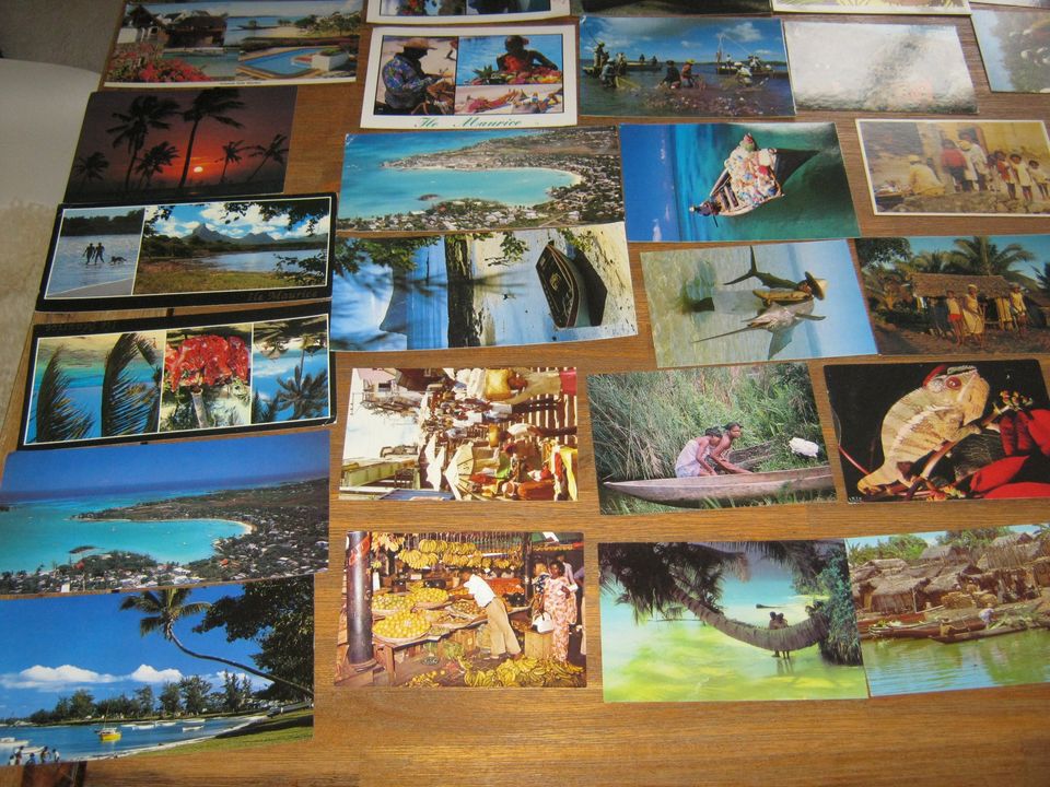 Viele alte Postkarten, Maledieven und andere in Ingolstadt