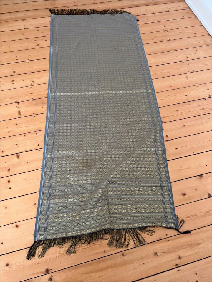 Asiatische Decken, Tischdecke, Tischläufer Thai Silk wie neu in Limburg