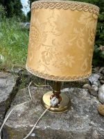 Alte Lampe mit Schirm Messing funktionsfähig Vintage Retro Bayern - Seukendorf Vorschau