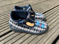 Kinder Schuhe Hausschuhe Gr 25 Bad Doberan - Landkreis - Satow Vorschau