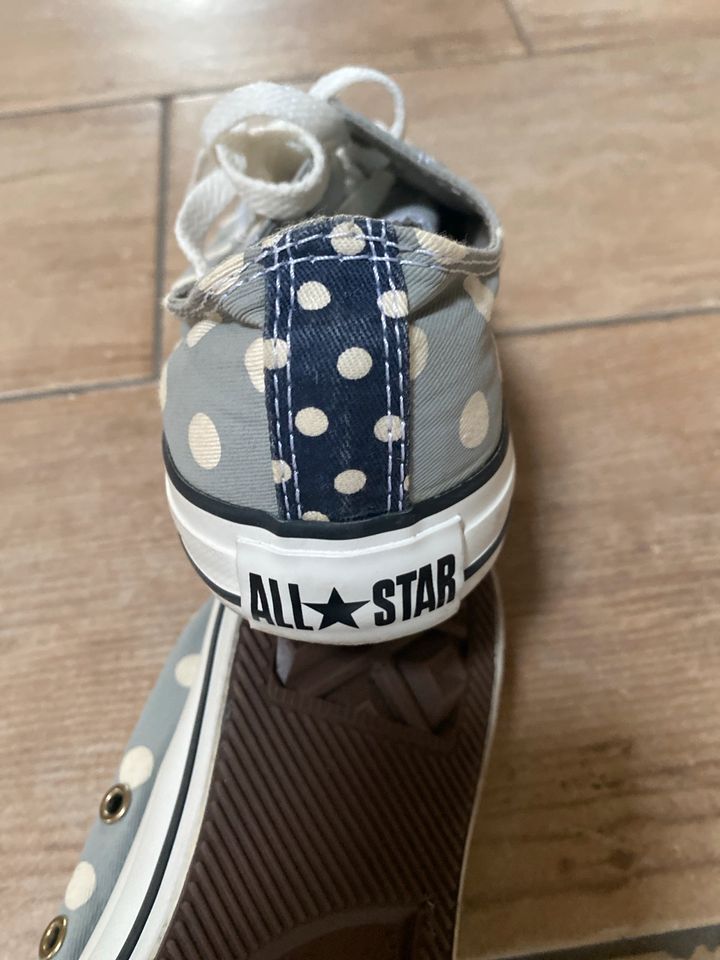 Converse Chucks Sneaker grau Punkte Gr.39 wie neu in Reiskirchen