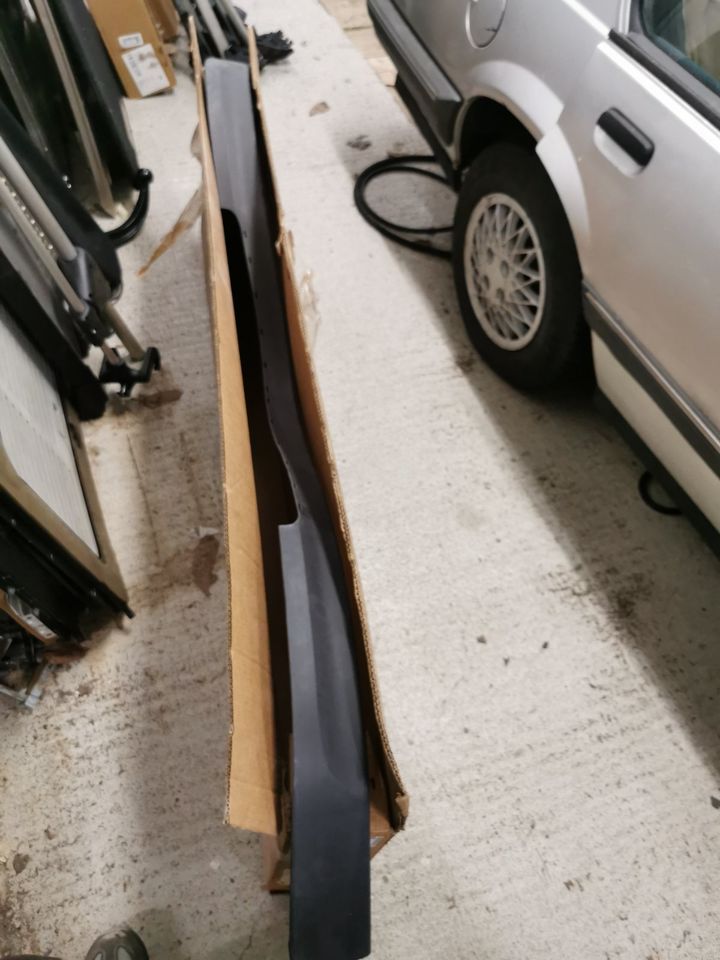 Vectra C Lippe Spoiler Verlängerung Stoßstange 24440604 neu in Waibstadt