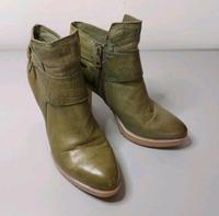 MJUS Stiefelette Nordrhein-Westfalen - Bottrop Vorschau