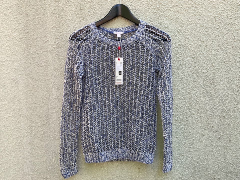 Esprit Sommer Pulli blau Lochmuster Größe S neu in Nürnberg (Mittelfr)