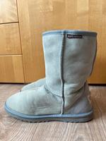 UGG Fellboots, Stiefel mit Lammfell, 42, grau Rheinland-Pfalz - Obersülzen Vorschau