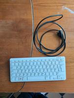 Raspberry Pi 400 QWERTZ mit Mirco-HDMI Kabel Baden-Württemberg - Karlsruhe Vorschau