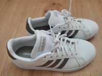 Adidas Sneaker Damen 38 2/3 Niedersachsen - Winsen (Luhe) Vorschau