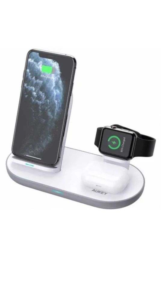 Aukey 3 in 1 Ladestation Apple iPhone Watch AirPods in Bad Hersfeld