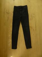 Jeans Hose - STRADIVARIUS - Gr. 36 - High Waist - schwarz Bayern - Ottobeuren Vorschau