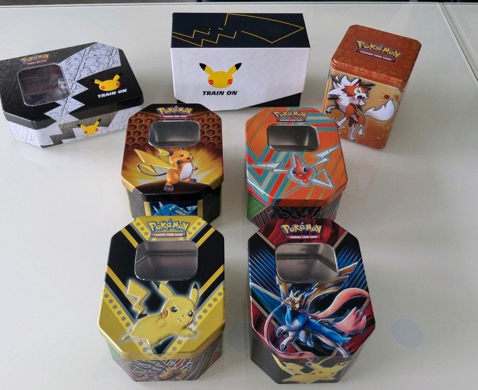 Pokemon Boxen TIN Box Kiste Sammlung Sammelkarten TCG in Callenberg b Hohenstein-Ernstthal