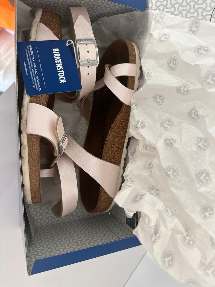 Birkenstock yara metallic new arrivals