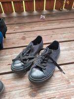 Schwarze Sneaker Bayern - Langenfeld Vorschau