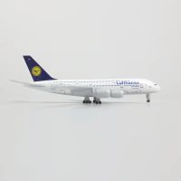 Airbus 380-800 1:300 Maßstab (7,5 Zoll) Lufthansa Flugzeugmodel Hessen - Darmstadt Vorschau