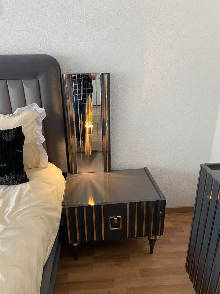 Schlafzimmer Komplett in Siegen