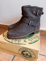 gefütterte Boots / Stiefel von Panama Jack, Größe 39 Frankfurt am Main - Ginnheim Vorschau