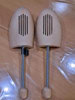 Schuhspanner Holz mit Spiralfeder / Gr. 42-43 Bayern - Mengkofen Vorschau
